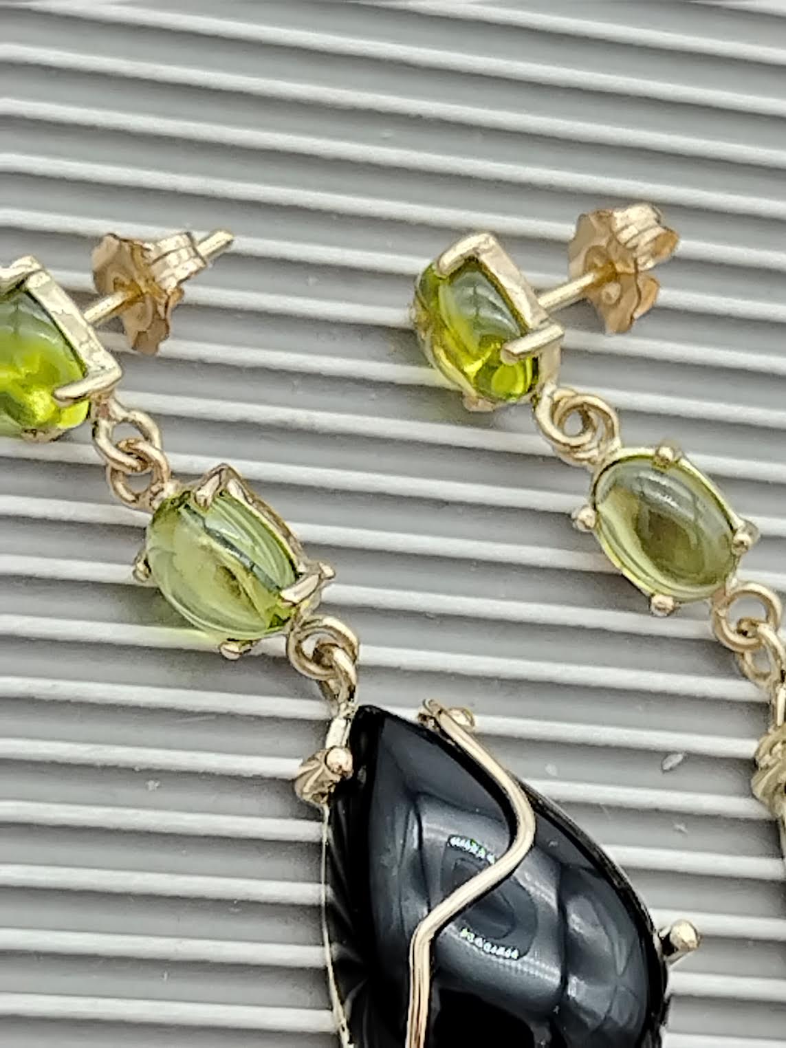 Peridot Drop Dangle Earrings,14k Solid Gold Earrings, Onyx Teardrop Earrings