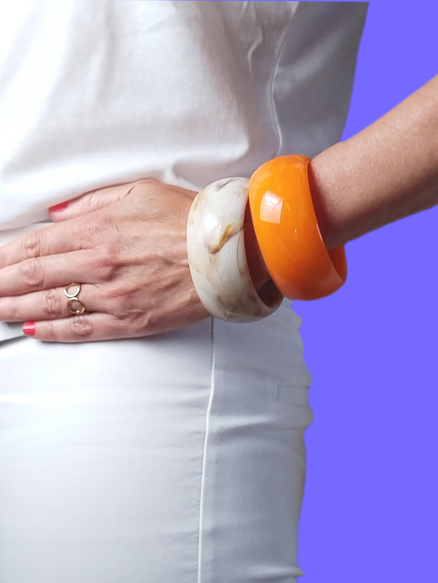 Acrylic Bracelet, White Marmol Texture Bangle, Bold, Chunky, Women Jewelry, Boho Chic, Gifts