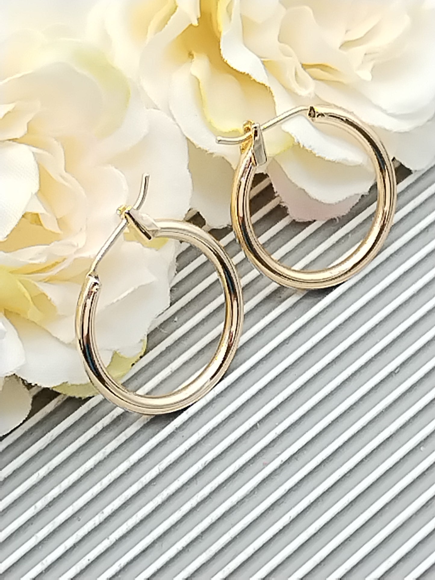 Classic Gold Hoop Earrings, Classy Jewelry, Minimalist Hoops,