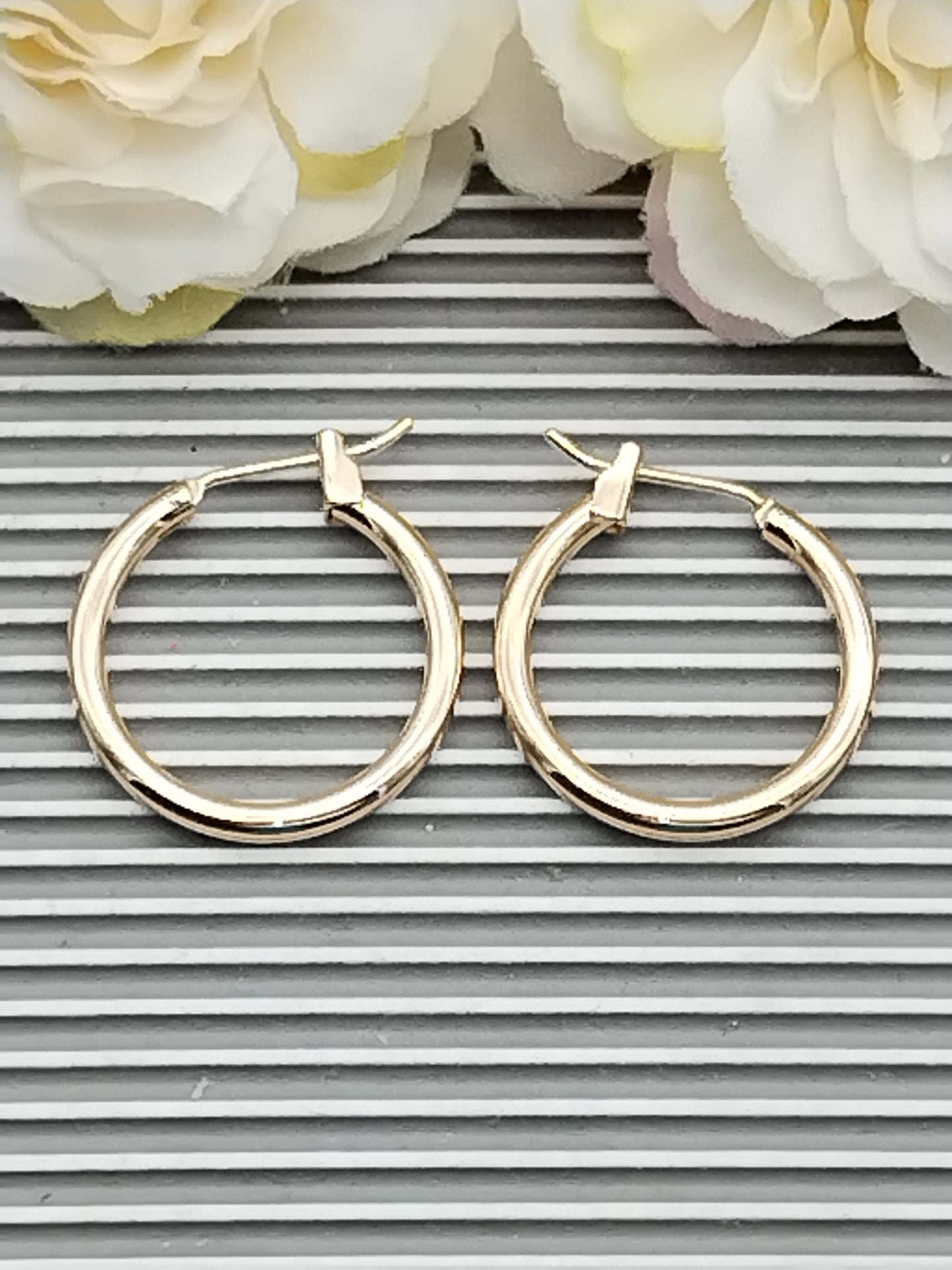 Classic Gold Hoop Earrings, Classy Jewelry, Minimalist Hoops,