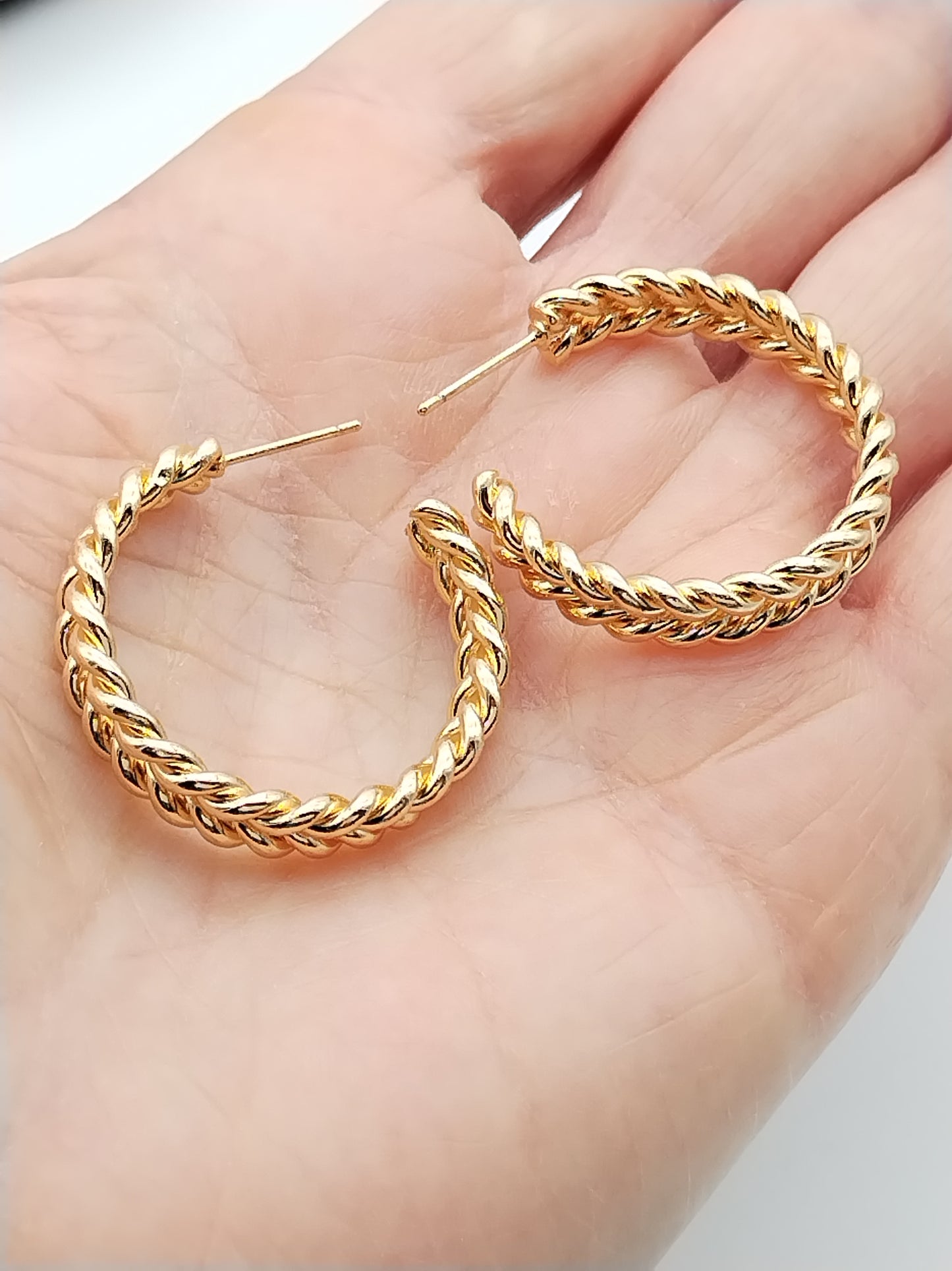 Aros dorados grandes, pendientes trenzados, estilo boho chic, joyería para mujer, elegante