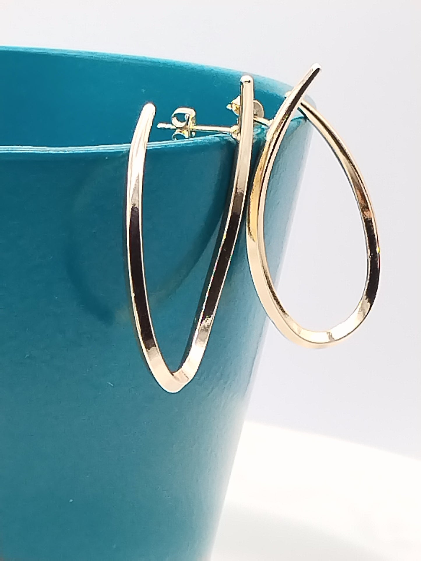 Large Gold Hoops, Oval Asymetry Earrings, Twist, Boho Chic, Women, Jewelry, Style, Gifts