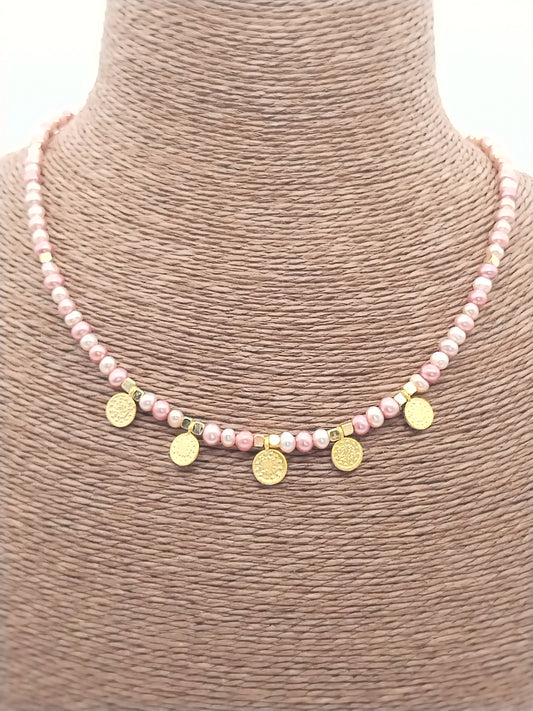 Collar de perlas de agua dulce rosas, gargantilla de monedas de oro, pequeño, regalo, moderno, elegante, para mujer