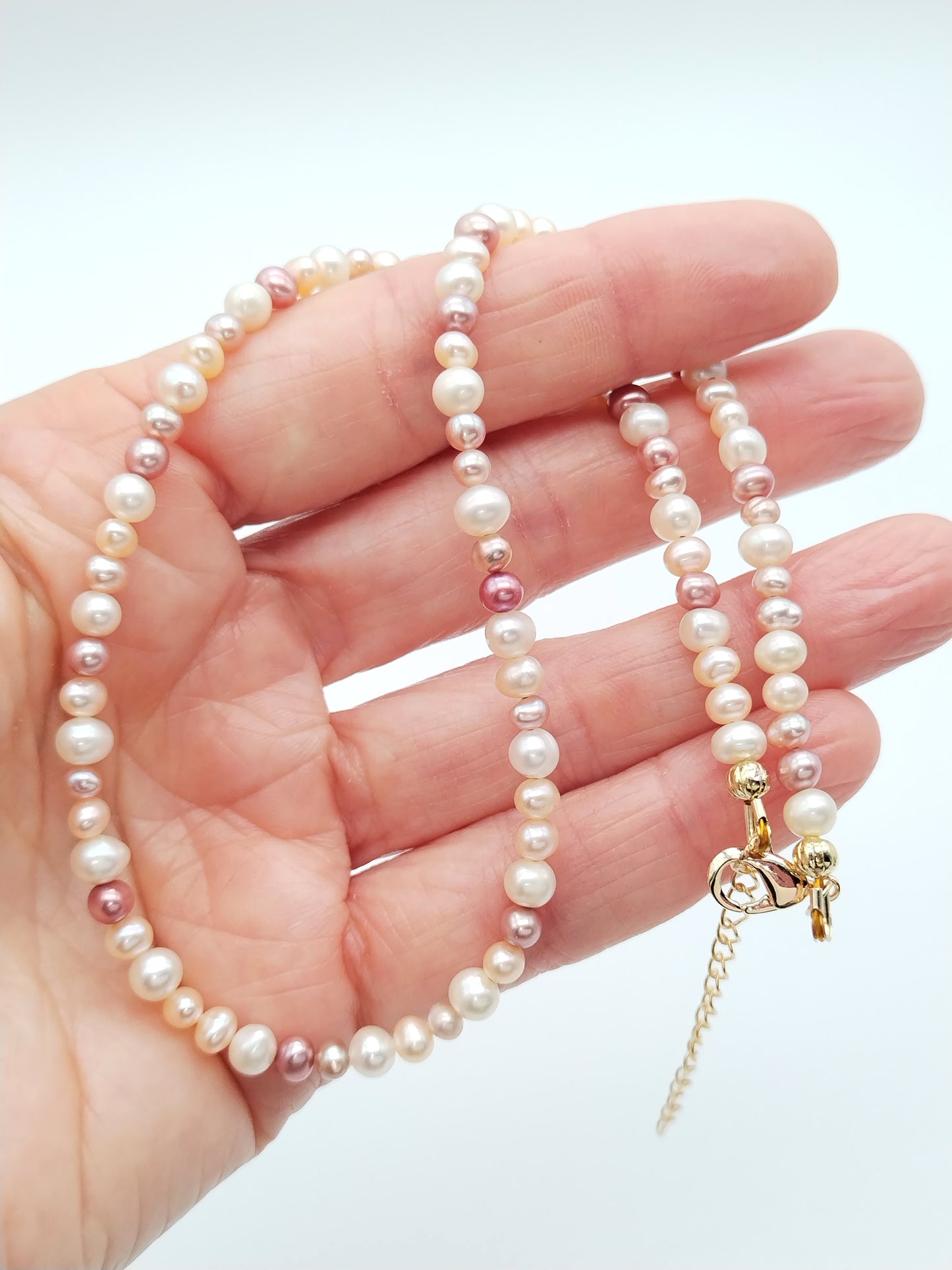 Multicolor Pink Freshwater Pearl Necklace, Classic and Timeless Jewelry, Sustainable, Trendy