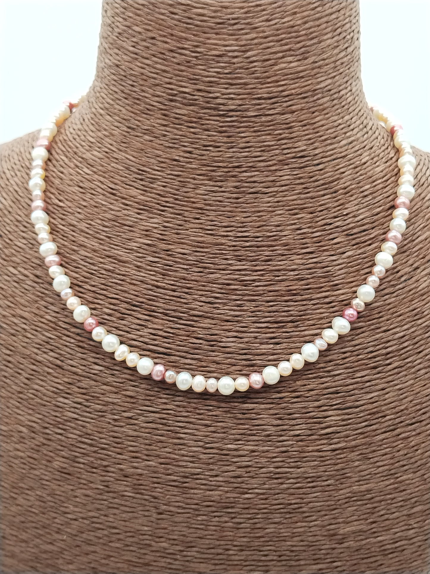 Multicolor Pink Freshwater Pearl Necklace, Classic and Timeless Jewelry, Sustainable, Trendy