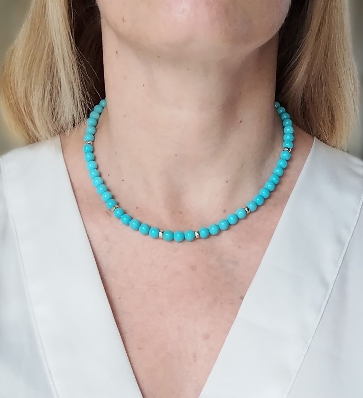 Genuine Turquoise Beads Solid Gold Necklace, Mina María Turquoise Choker, Silk Hand-Knotted it