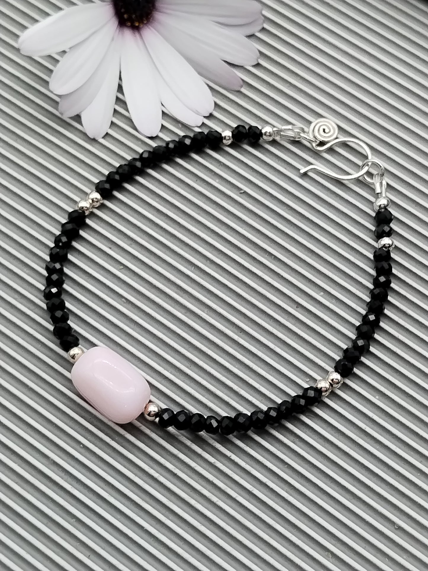 Pulsera de cuentas de espinela negra y ópalo rosa peruano, piedra preciosa de plata de ley 925