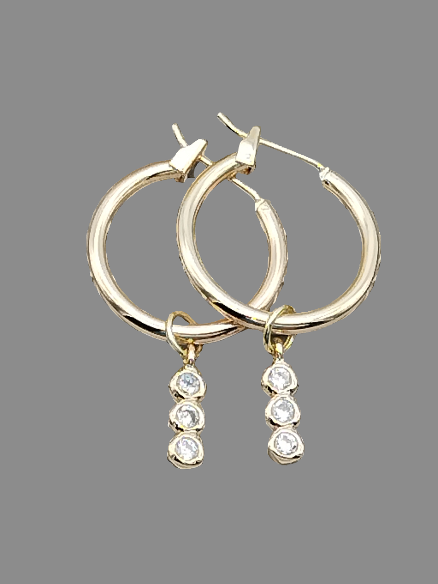 Gold Hoop Earrings with Cubic Zirconia Charm, Women´s Contemporary Jewelry